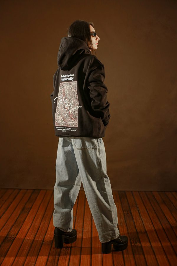 Iconic hoodie five - Image 4